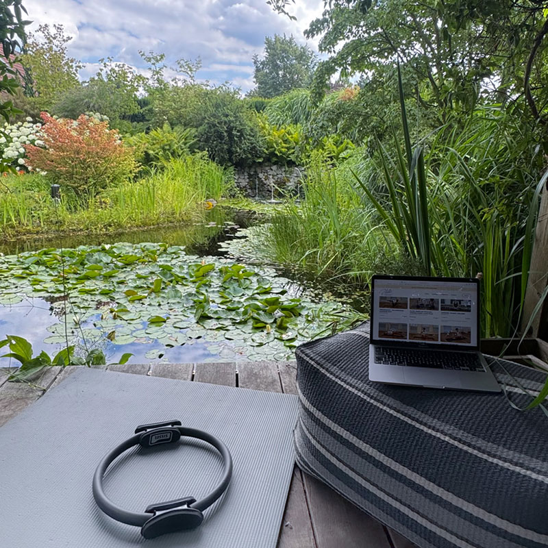 Pilates im Garten