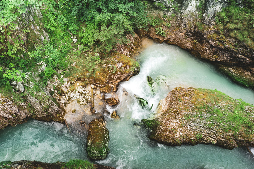 Bergfluss Symbol Retreat